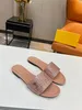 Women's flat bottomed outdoor slippers, anti slip sandals, summer fashion wide slippers, high-quality hot selling classic 35-43