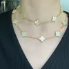 Other Designer Brand Luxury Dupe Elegant Clover Necklace Charm Diamond Silver Plated Agate Pendant 20 Flower Fourleaf Clover for Girl Valentines Engagement j E32r
