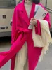 女性のためのロングコートをブレンド2023ルーズエレガントなファッションカシミア秋と冬の大きなポケットベルトローズレッドツーディ