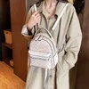 90% de réduction sur le magasin d'usine Sac à dos super chaud pour femmes 2023 Nouveau design de mode Sense Petit imprimé Commuter Premium Cuir Numéro de voyage 7452