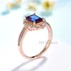 حلقات الكتلة 585 Rose Gold 2ct Lab Grown Alexandrite Gemstone Ring for Women 925 Sterling Silver Emerald Cut Christmas Gift265u