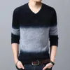 Camisolas masculinas Roupas Branco V Neck Knit Sweater Masculino Pulôver Fleece Sheap Camiseta Grosso Inverno Cigaret Diversão Casual Um Clássico Aquecido X