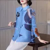 Camicetta con risvolto stampato da donna Camicetta con risvolto femminile 2023 Autunno Stile cinese Camicia a pieghe a maniche lunghe in stile occidentale in stile occidentale Top da donna