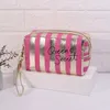 Stripe Pu Leather Waterproof Cosmetic Storage Påsar 18,5*8*11 cm mode Hållbara kvinnor Dragkedja Pouch för resande hudvård makeup läppstift ögonskugga telefon tvättväska fall