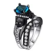 Hainon 2pcs Skull Ringsセット女性男性パンクジュエリーチャームブラックシルバーカラーラウンドCubic Zirconia Cluster Rings230K