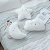 Oreillers en peluche Coussins Ins doux nuage lune étoile en peluche oreiller canapé coussin en peluche peluche nuage lune jouets enfants chambre décor cadeau de noël pour les filles 231016