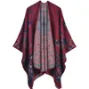 Sjalar Autumn Winter Sticked Shawl Womens Warm Printing Cloak Imitation Cashmere Poncho Lady Capes Green Cloaks 231013