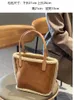 Сумки-тоут, новая плюшевая сумка на осень и зиму, женская сумка большой вместимости, замшевая сумка, плюшевая сумка-тоут с ягненком, ведро и сумка, стильные сумки