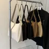 Boodschappentassen LEFTSIDE Mode Leren draagtas voor dames Neigt vrouwelijk Eenvoudig Grote schoudertas met hoge capaciteit Handtassen en portemonnees 231016