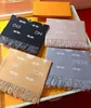 Sciarpa di nuovi designer Sciarpe di lusso per donna Scialle di lana da uomo Scialle classico con motivo monogramma Design reversibile unisex