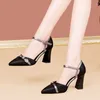 Модельные туфли, женские туфли-лодочки, 2023, дизайнерские туфли на высоком каблуке с цветочным принтом в стиле ретро, удобная обувь на мелкой подошве, женские летние туфли с пряжкой на массивном каблуке