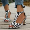 Kleidschuhe Sommer Damen High Heel Leopard Print Peep Toe Pionted Heeled Sandalen für Frauen Plus Size Damen Pupms