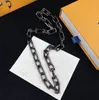 L Luxury Bijoux Chains masque femme Titane noire en acier sexy Collier Fashion Lovers Sweater Chain Boyfriend Cadeaux Bracelet de marque Punk Collier Fine Bracelet avec boîte