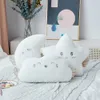 Oreillers en peluche Coussins Ins doux nuage lune étoile en peluche oreiller canapé coussin en peluche peluche nuage lune jouets enfants chambre décor cadeau de noël pour les filles 231016