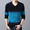 Camisolas masculinas Roupas Branco V Neck Knit Sweater Masculino Pulôver Fleece Sheap Camiseta Grosso Inverno Cigaret Diversão Casual Um Clássico Aquecido X