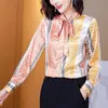 Ribbon Bow Elegant Woman Satin Bluses Designer Button Up Shirt Autumn Winter Runway Casual mångsidig Silk Print Shirts 2023 Office Ladies Graphic Top Plus Size