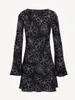 Wool Blends 100% jedwabna sukienka Summer czarny okrągła szyja haft płatkowy Petal Long Rleeve Krótki mini 231016