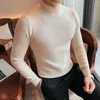 Pulls pour hommes Style coréen Hommes Hiver Plaid Pull serré / Mâle Slim Fit Mode Casual Pull en tricot à manches longues Col haut