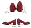 Klädskor A298 Sexig rund tå kvinnas skor eleganta bekväma korta hälpumpar mammas fritidsflickor som arbetar för flickor