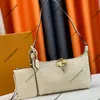 3A Designer Skórzany Crossbody Bagsy marki nadrukowane torebka Wysokiej jakości klasyczny wytłoczona torba Multi Funkcjonowanie Torba Portfel Portfel Tabela komórkowa M46610