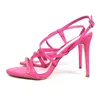 Sapatos de vestido Mulheres Sandálias de Verão Peep Toe Salto Alto Spikes Strappy Senhoras Moda Preto Rosa