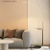 Lampy podłogowe Nordic Minimalizm Kreatywne nowoczesne pionowe wędkarstwo trikolorowe Lampa podłogowa LED do salonu sypialnia dekoracja narożna czytanie Q231016