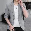 Herenkostuums Boetiekmode Casual Koreaanse versie met middellange mouwen Trend Host Slanke, mooie blazer met zevenpuntsmouwen