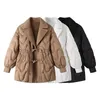 Damen Daunenparkas Europa und die Vereinigten Staaten Winter Damenmantel Typ Fake Two Short Style Daunenjacke Damenjacke 231016