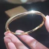 Bangle Coréia Japonês Delicado Zircônia Twist Charm Bangles para Mulheres Moda Marca Jóias Cristal Pulseiras Acessórios 231016