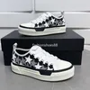 AM02 Designer Buty Women Stars Court Low Shoe Men Sneakers Amir Am Amiris Black Red Różowe białe mokwiny Canvas Mens Treners 7940