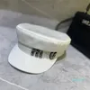 Stingy Brim Hats Retro Newsboy Caps Crystal Letter Octagon Hat Cotton Tongue Basker Män Kvinnor Nyhetsbok Målare Cap Sun Hats