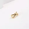 Pierścień minimalistyczny Minos 316 Złota ze stali nierdzewnej Pleted Non Tandnish pływacka biżuteria Jakość Pierścień Cross dla kobiet