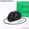 Bottegvenetas Bags Pouch Clutch Bag Teenmini Woven Cloud met high-end en hoge uitstralingswaarde rj