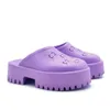 Purple Flat Bottom Designer Doman Kaptery Slajdy Slajdy płaskie stylowe jagnięta Lato luksusowy moda na damie plaża na zewnątrz płaskie klapki sandałowy duży rozmiar 35-44