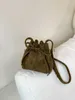 Cross Body of drawstring pleated suede bucket bag with high-end single shoulder bag for suede crossbody bag forstylisheendibags