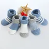 Skarpetki dla dzieci Kiddiezoom 5/6 Ppairs Socki dla niemowląt 0-5y Boy Girl Toddler Anti-Slip Cotton Kidton Socks Pure Color Niemowlę wszystkie sezony Skarpetki Mid Tube 231016