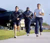 Miscele da uomo US Air Force IPTU Nylon PT Physical Fitness Giacca da allenamento blu Team Running Suit Giacca a vento 231016