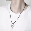 Collana con pendente a triangolo di nuova moda da uomo, semplice, larghezza 2,5 mm, collana a catena in acciaio inossidabile per regalo di gioielli da uomo