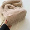 Hiver couleur unie qualité fausse fourrure petit sac fourre-tout concepteur doux moelleux en peluche sac à main mignon épaule chaude bandoulière femmes 220923