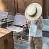 모자 모자 도착 패션 어린이 소년 소녀 Sunhats 플랫 탑 모자 야외 해변 해변 해변 휴가 선 보호 여름 밀짚 모자 231017