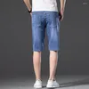 Mäns shorts 2023 män l Summer Brand Stretch Thin Kne Length Soft Light Blue Casua High Quality Cotton Denim Jeans Plus Size 28-46