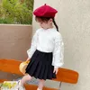 プルオーバー幼児の女の子の女の子の服ホワイトニットプルオーバーレースパフスリーブボトムシャツコートセーター春秋の子供用231016