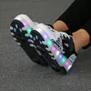 Patins à roulettes en ligne chaussures clignotantes étudiant enfants Sports de plein air Sneaker 2 en 1 enfants roues Runaway poulie chaussures cadeau lumière LED 231016