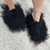 Slippers Nieuw ontwerp Platte bodem Pluizige Fuzzy Schoenen Lange Schapenvacht Glijbaan Vrouwen Mongoolse Bont Slippers dame wintermode warm