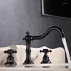 Robinets de lavabo de salle de bains de style européen, tout en cuivre, robinet de lavabo antique fendu à double poignée, mélange d'eau froide et d'eau pressurisée à trois trous