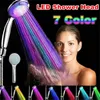 Cabezales de ducha de baño Cabezal de ducha LED de 7 colores Romántico Cambio automático de color Cabezal de ducha LED Ahorro de agua Boquilla rociadora de mano Suministro de baño 231013