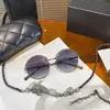 Designer Sunglasses Fashion Mens and Womens Vintage Wholesale Box Glasses Womens Temperament Chain Sunglasses Driving Show Beach Party CH2205