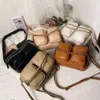 Sac photo de luxe femmes sacs à bandoulière C lettre chaîne de broderie sacs sac de créateur multi poche mailman totebag mode féminine b ag