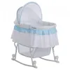 Babybetten Lacy, tragbare 2-in-1-Stubenwagen und Wiege in Blau und Weiß – perfekt bequeme und stilvolle Schlaflösung für das Babyzimmer. 231017