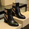 Stivali scozzesi con zip firmati da donna scarpe stile classico a quadri autunno inverno in pelle chelsea stivali chelsea stivaletti da cavaliere